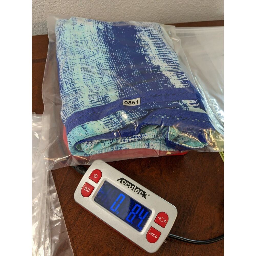 Easywear by Chico Short Sleeve Blouse M Blue Abstract Print Trimmed Table Art‎ - Picture 10 of 11